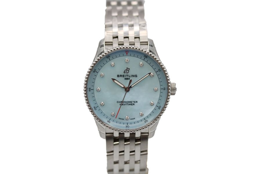 Breitling Navitimer A77320